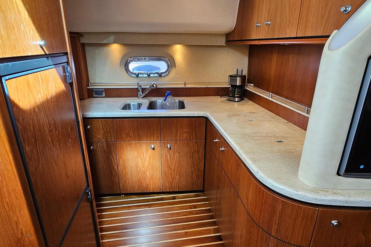 2009 Tiara Yachts 45