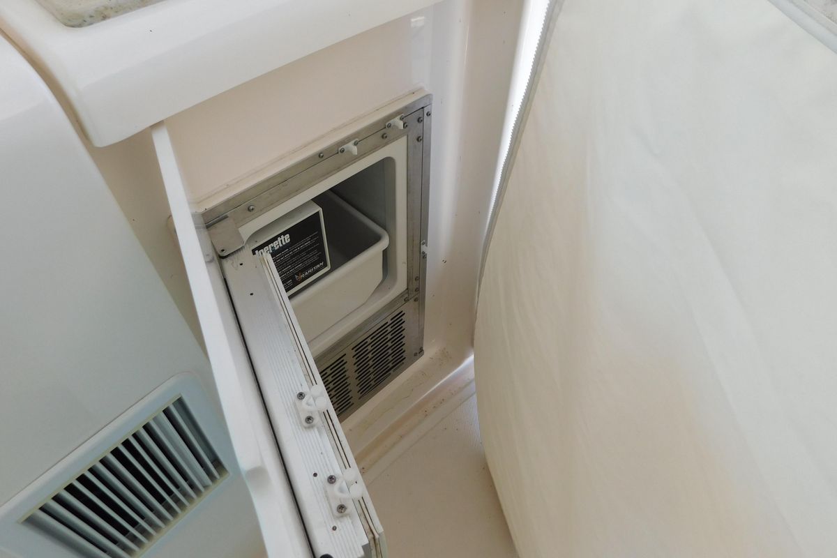 2009 Tiara Yachts 45 