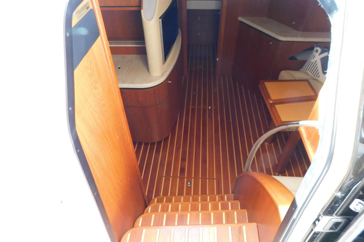 2009 Tiara Yachts 45 