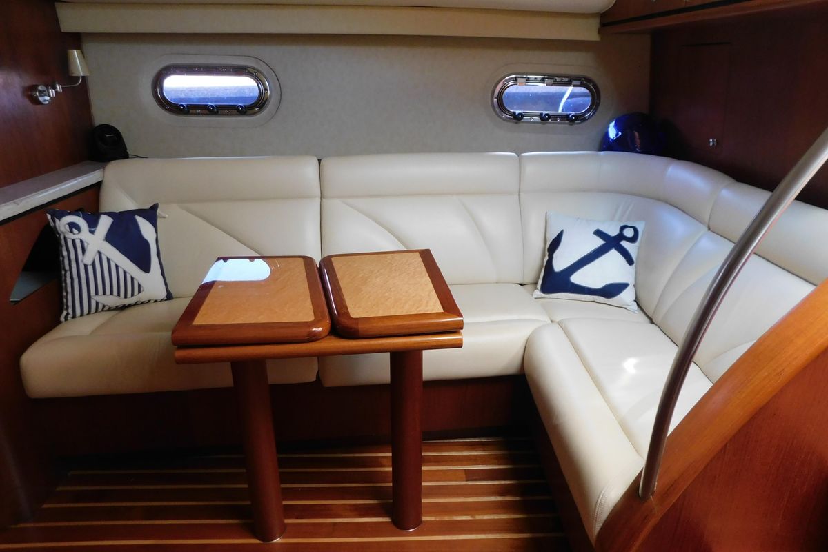 2009 Tiara Yachts 45 