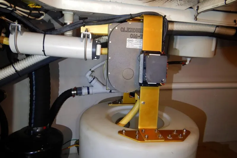  Yacht Photos Pics Engine Room Glendinning Shore Power Cable Management