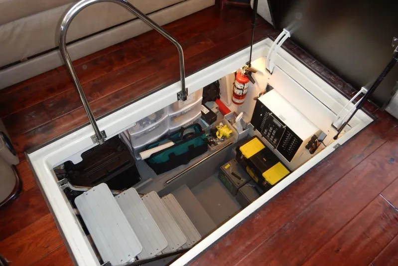  Yacht Photos Pics Salon Floor Entry to Equipment Space with Pop Up SS Safety Rail