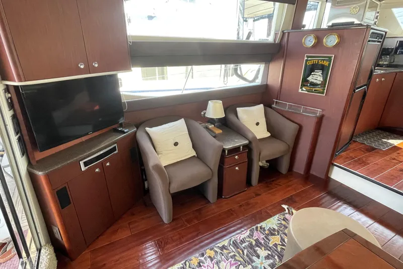  Yacht Photos Pics Port Salon Seating