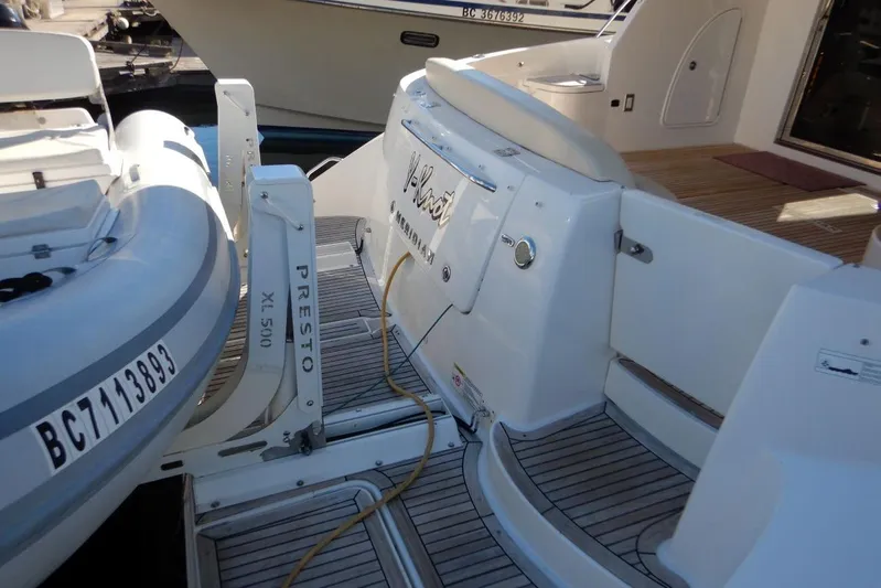  Yacht Photos Pics Presto XL 500 lift and Transom Door Entry