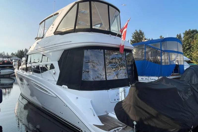  Yacht Photos Pics At Dock Aft Enclosure