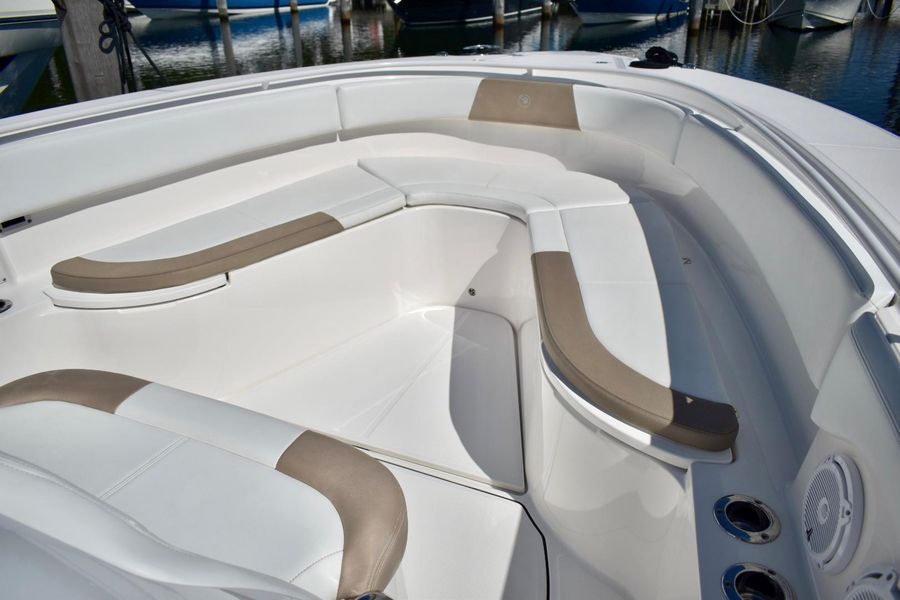 2016 Edgewater 368CC