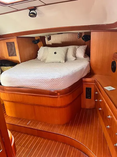 Vision Yacht Photos Pics 