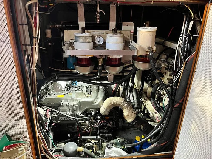 Vision Yacht Photos Pics 