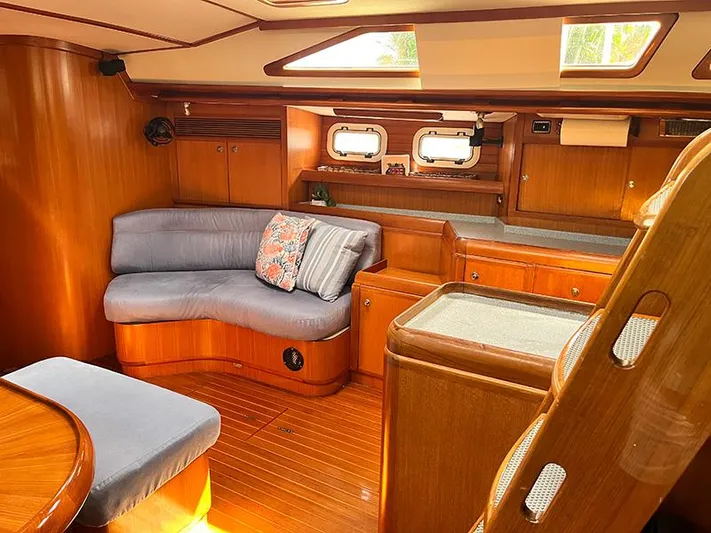 Vision Yacht Photos Pics 