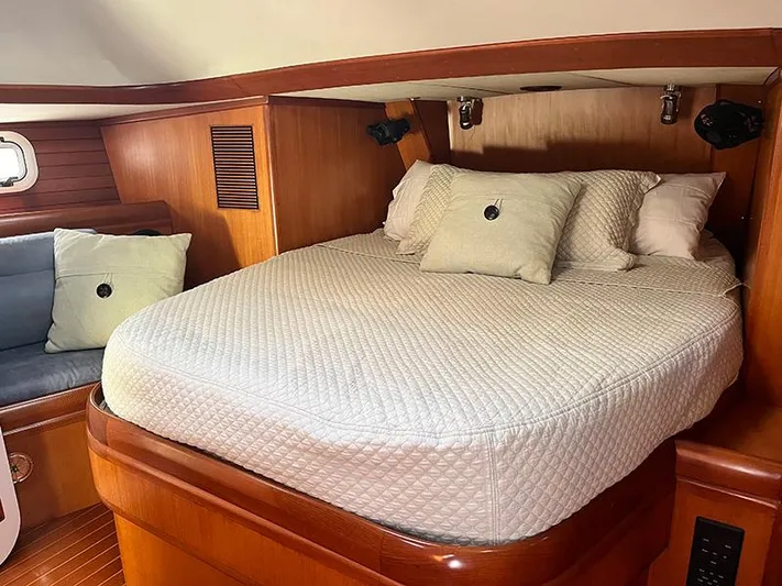 Vision Yacht Photos Pics 