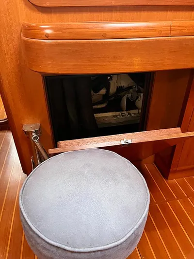 Vision Yacht Photos Pics 