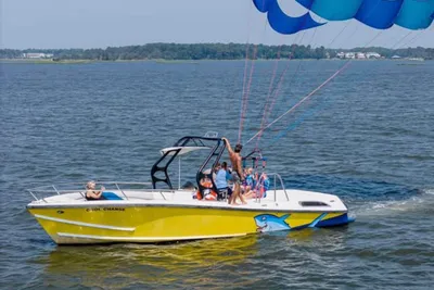 Centurion Flight 33 Parasail Boat