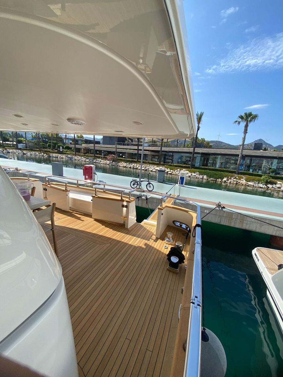 2010 Sanlorenzo 81 