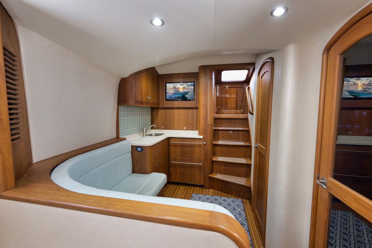 2019 Winter Custom Yachts 46 