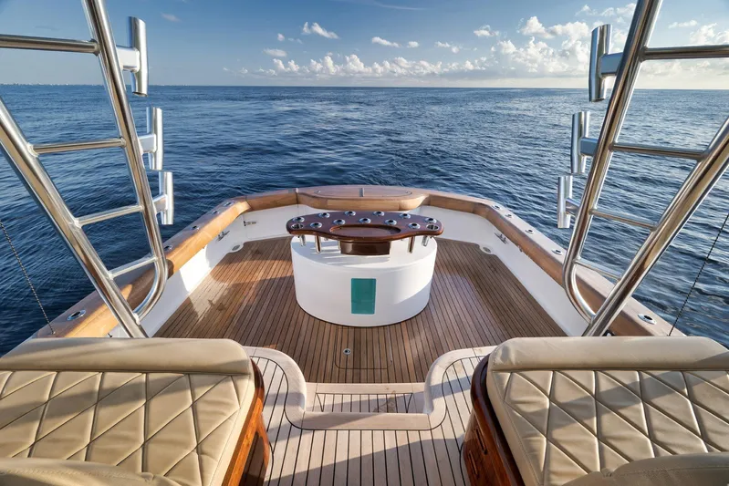 Karma Yacht Photos Pics Luxurious 2019 Winter Custom Yachts 46 Walkaround with teak deck and ocean view.