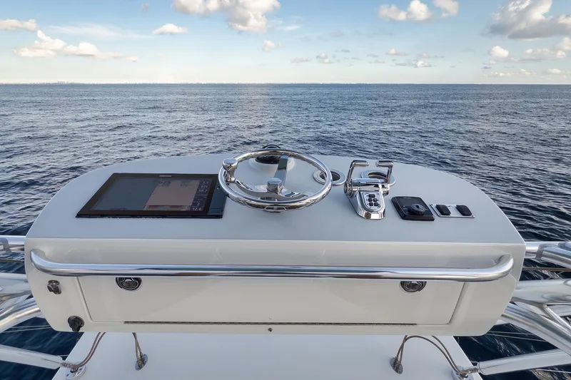Karma Yacht Photos Pics Helm of 2019 Winter Custom Yachts 46 Walkaround with ocean view and navigation controls.