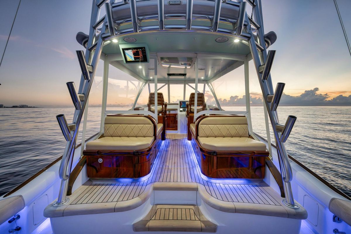 2019 Winter Custom Yachts 46 