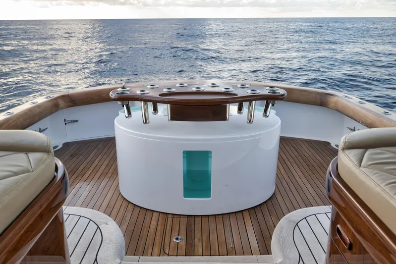 Karma Yacht Photos Pics 2019 Winter Custom Yachts 46 Walkaround, elegant deck with ocean view.
