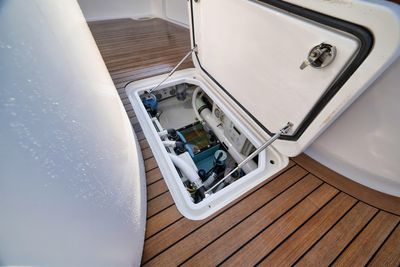 Yacht
