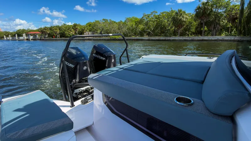 Nadia's Horizon Yacht Photos Pics 