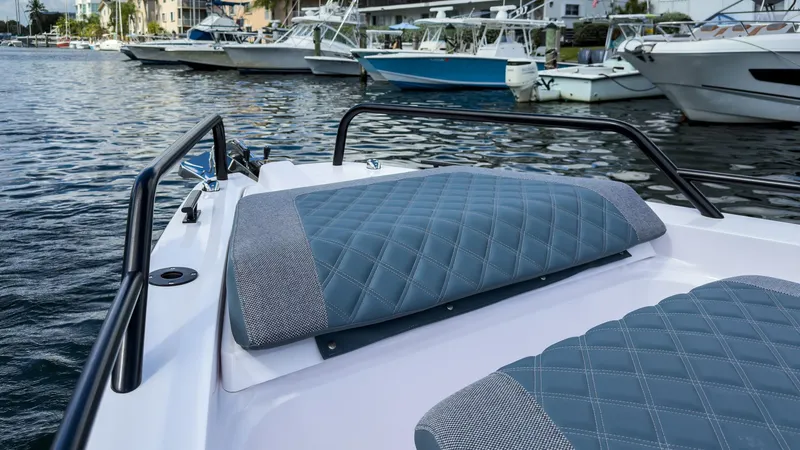 Nadia's Horizon Yacht Photos Pics 