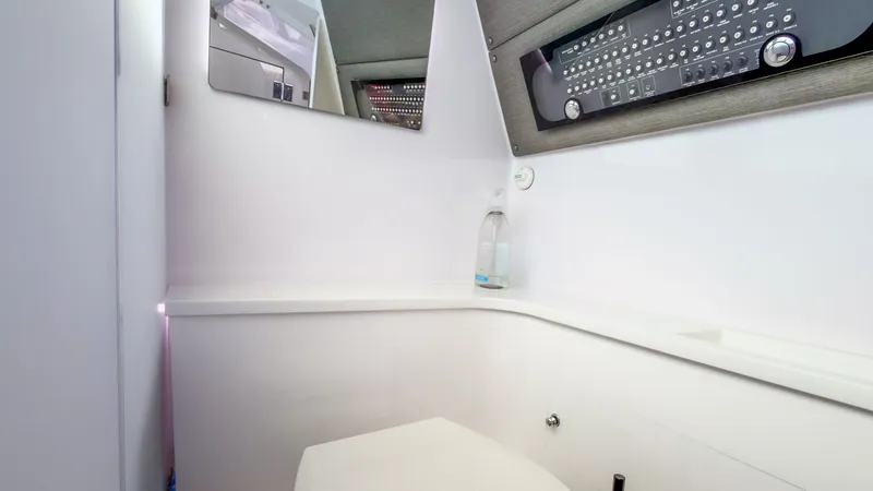 Nadia's Horizon Yacht Photos Pics 