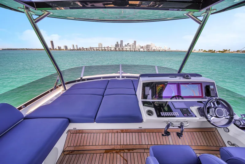 Atkun Yacht Photos Pics 