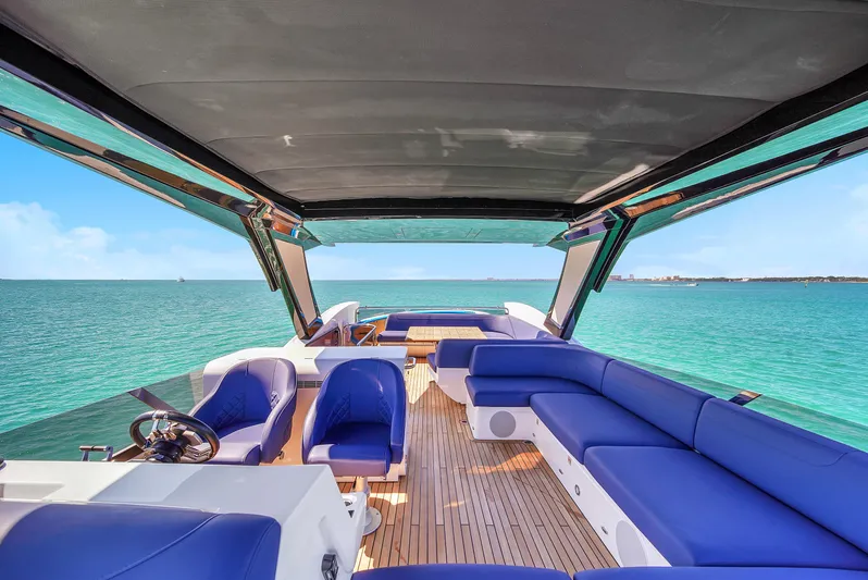 Atkun Yacht Photos Pics 