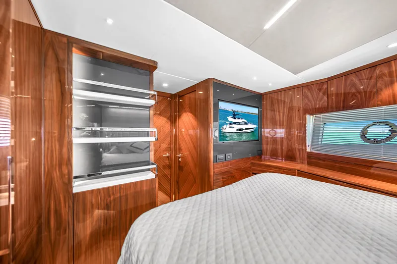 Atkun Yacht Photos Pics 