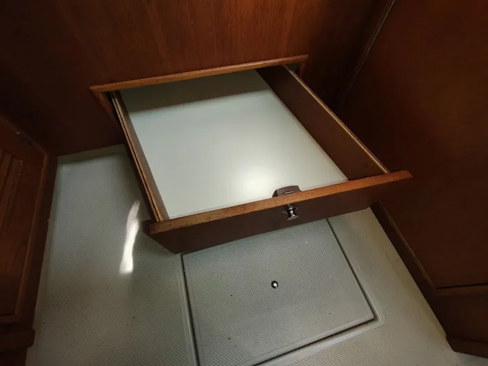 Genesis Of Argyll Yacht Photos Pics 