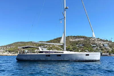 Beneteau Sense 55