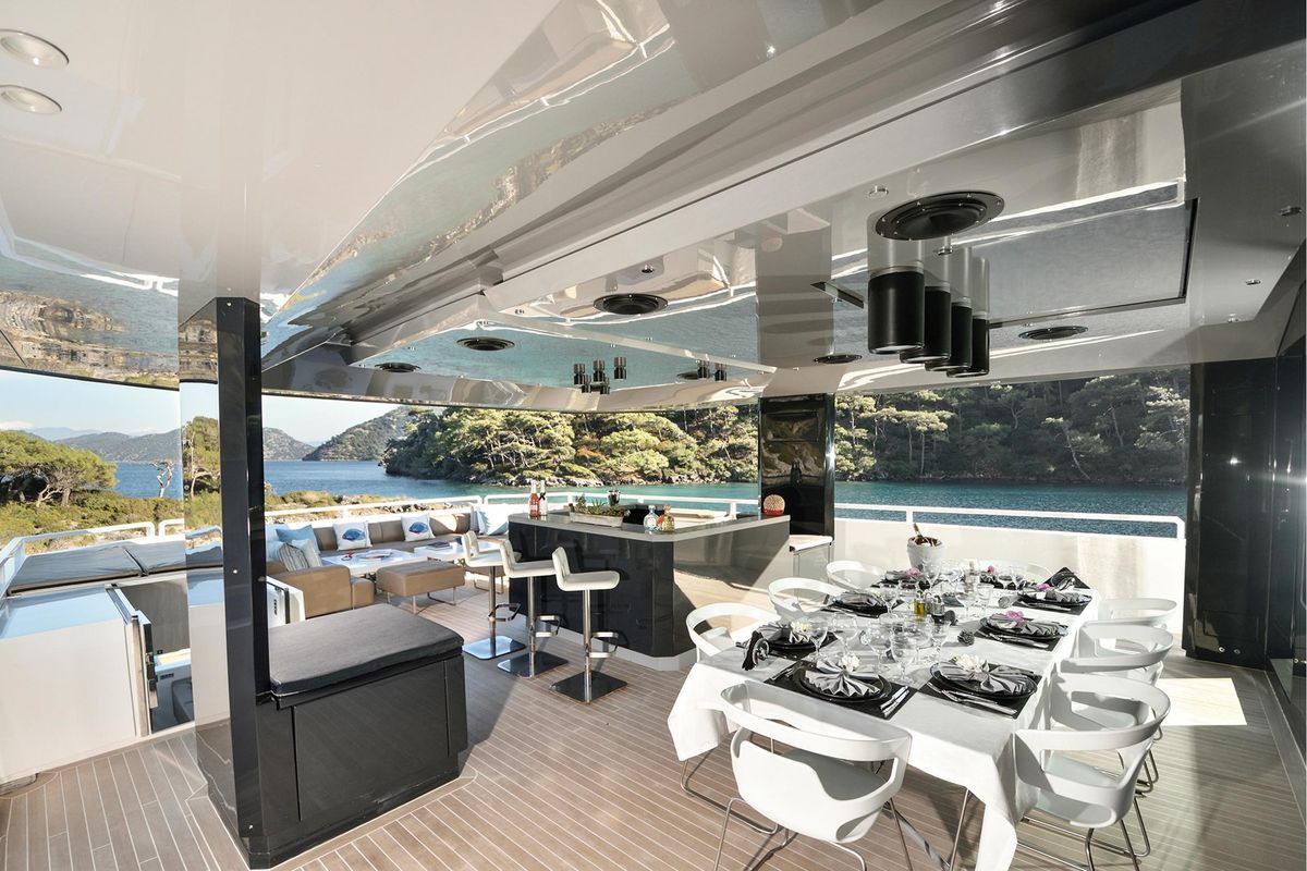 2012 Arcadia Yachts 116 