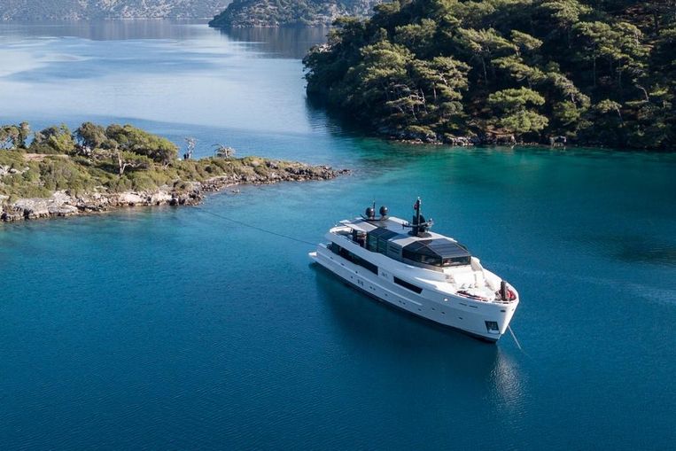 2012-116-6-arcadia-yachts-115