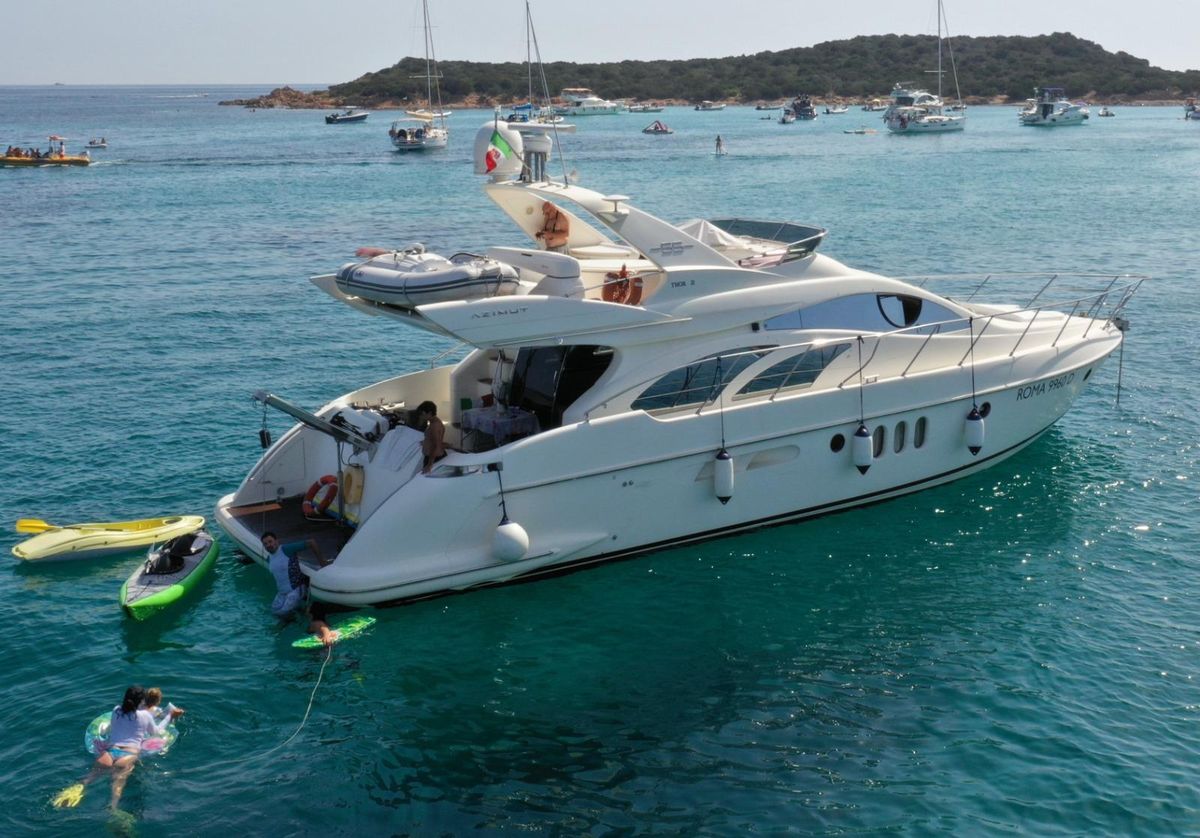 2004 Azimut 54 