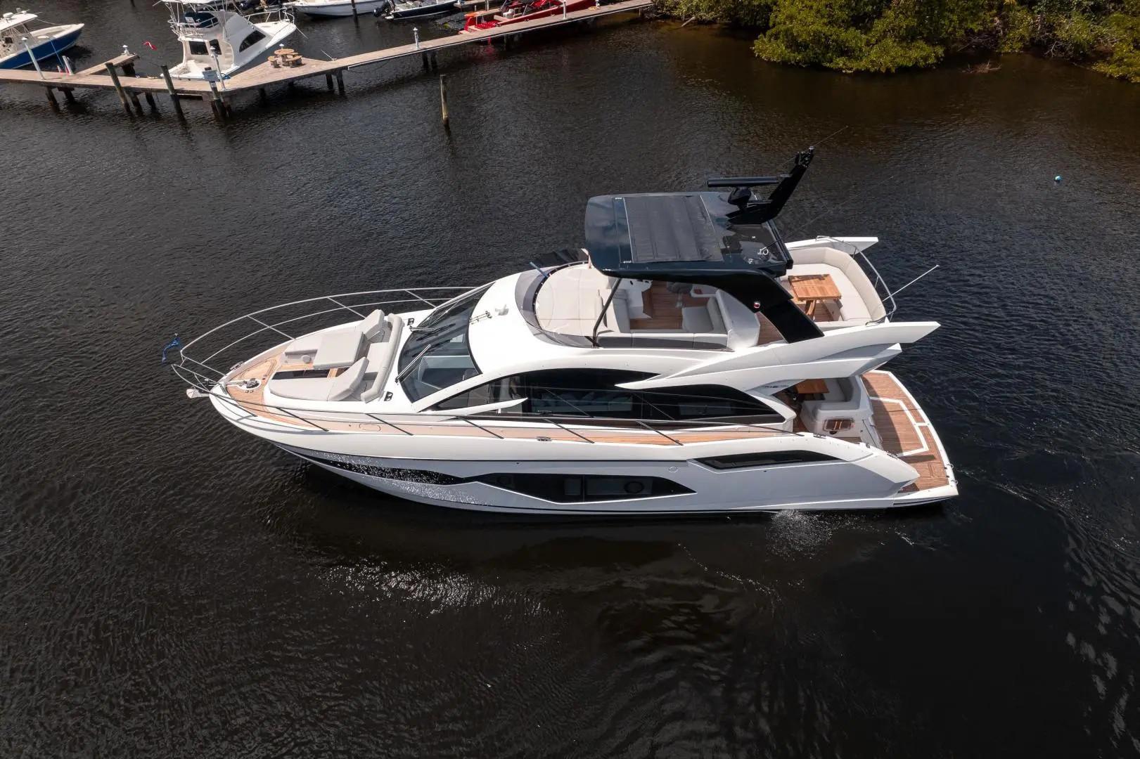 New 2024 Sunseeker Manhattan 55 - Florida | TopBoats