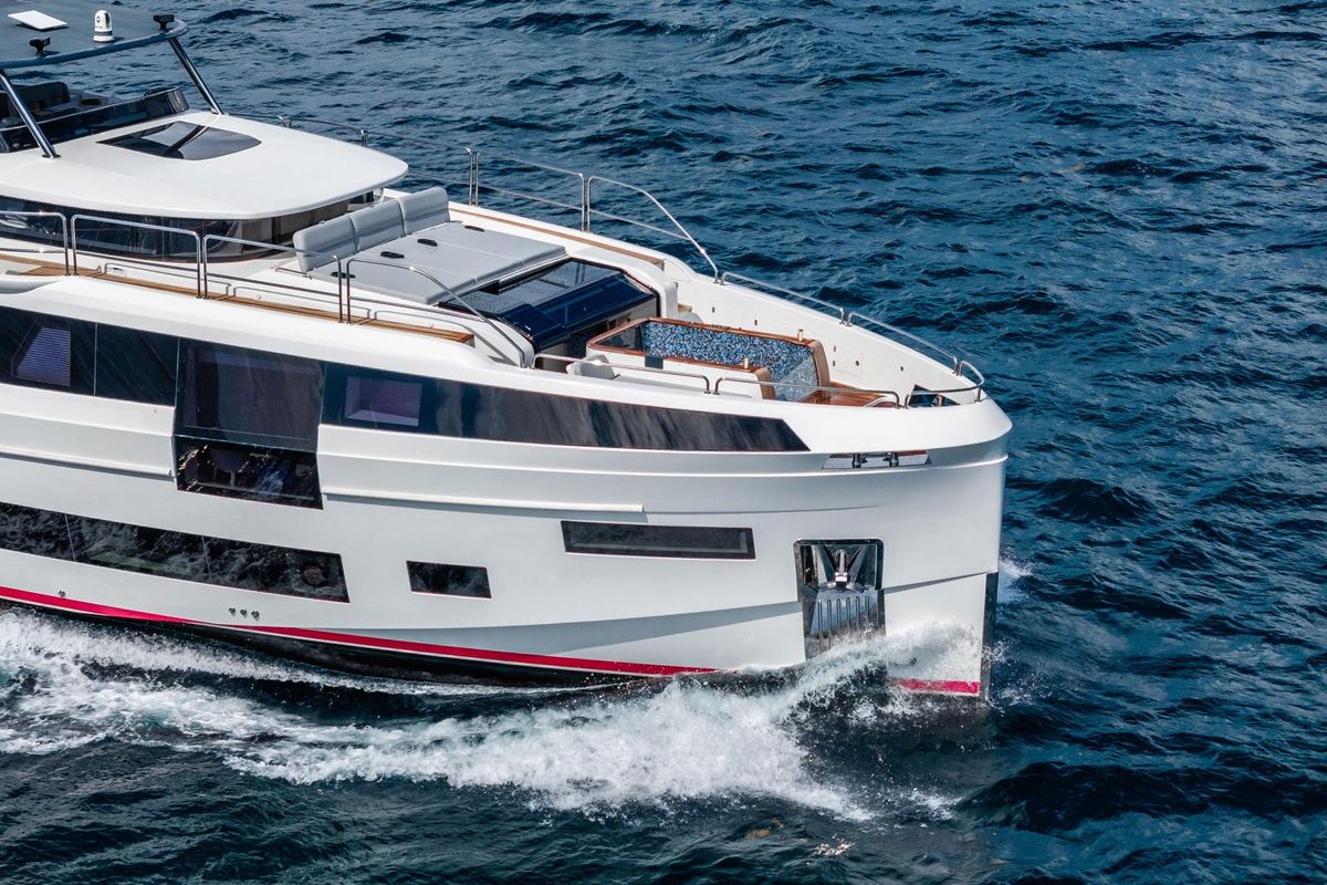 2021 Sirena 88 