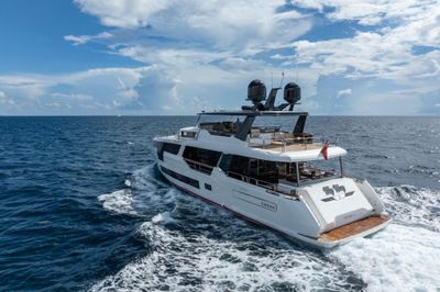 Yacht