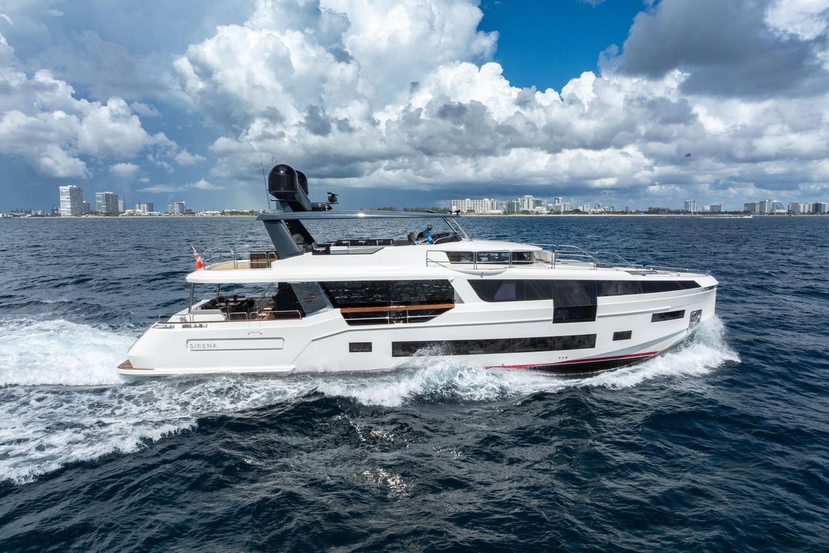 2021 Sirena 88 