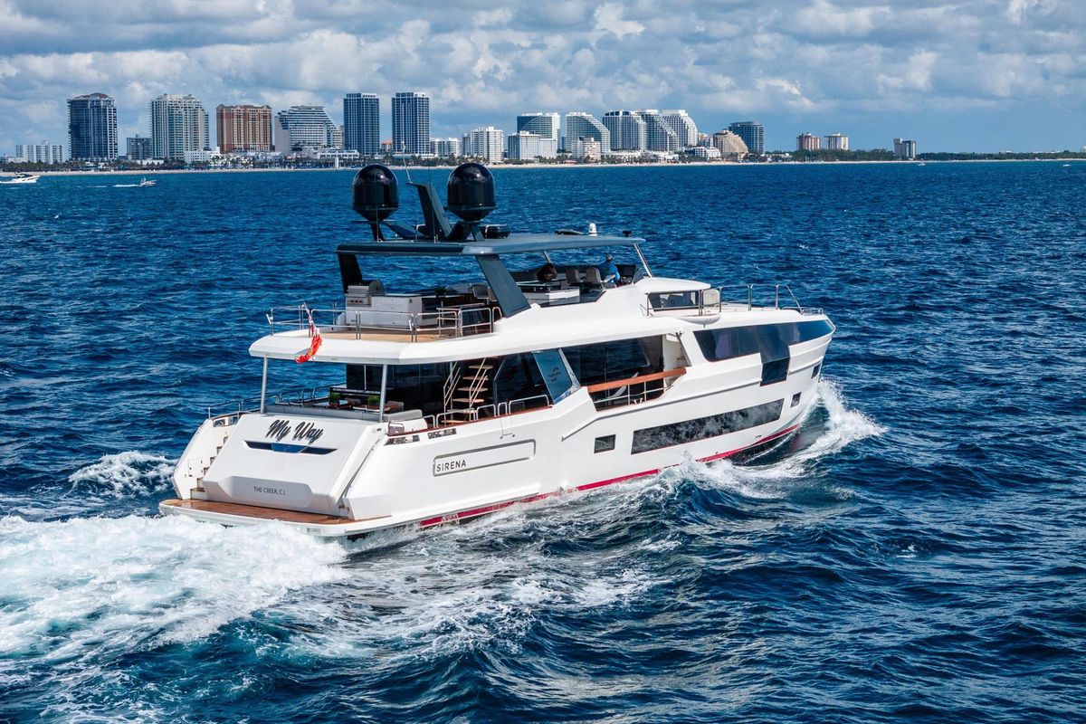 2021 Sirena 88 
