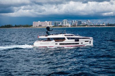 Yacht