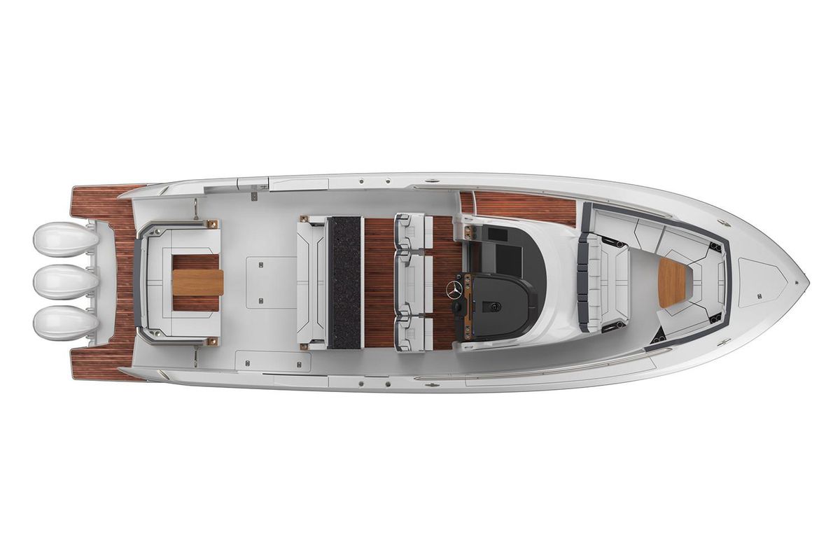 2021 Tiara Sport 43 