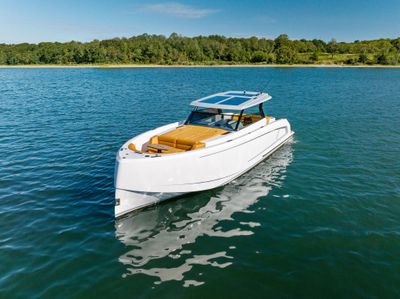Yacht