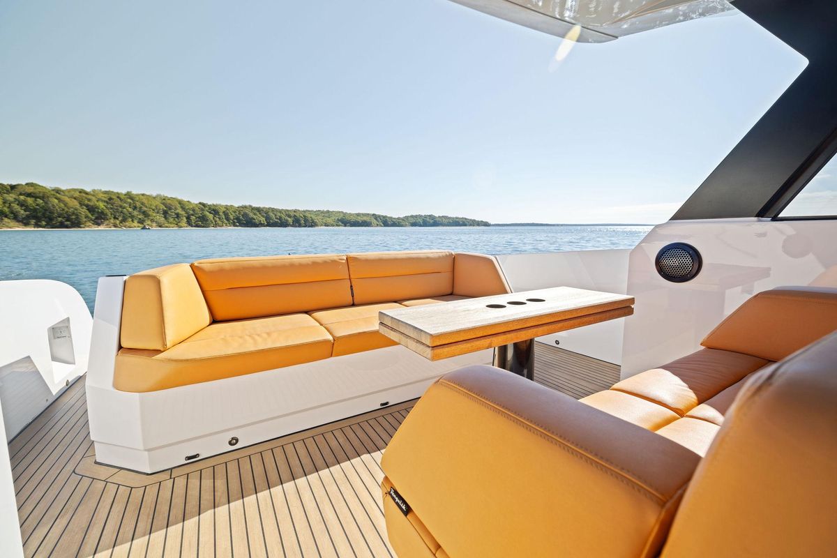 2021 Vanquish Yachts 45 
