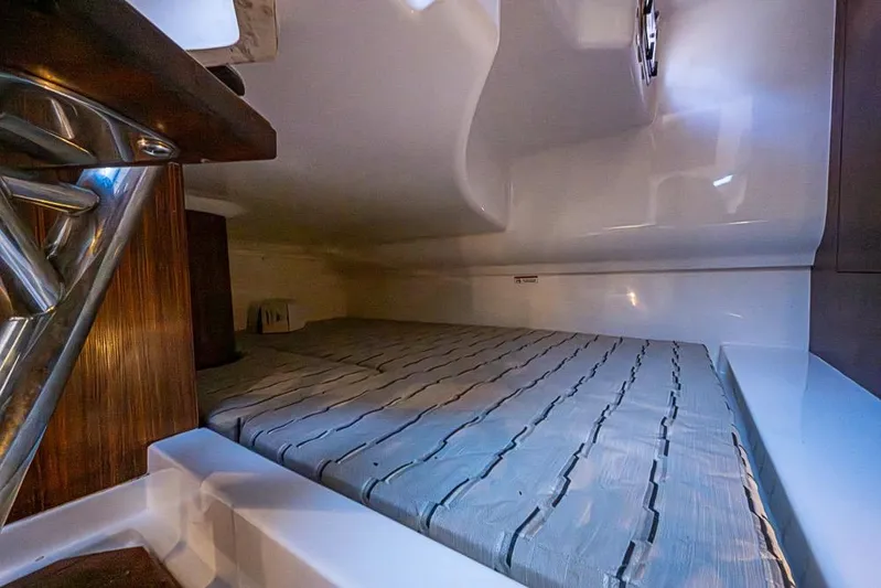  Yacht Photos Pics 2020 Pursuit DC 365 Dual Console interior cabin with sleek design and comfortable seating.