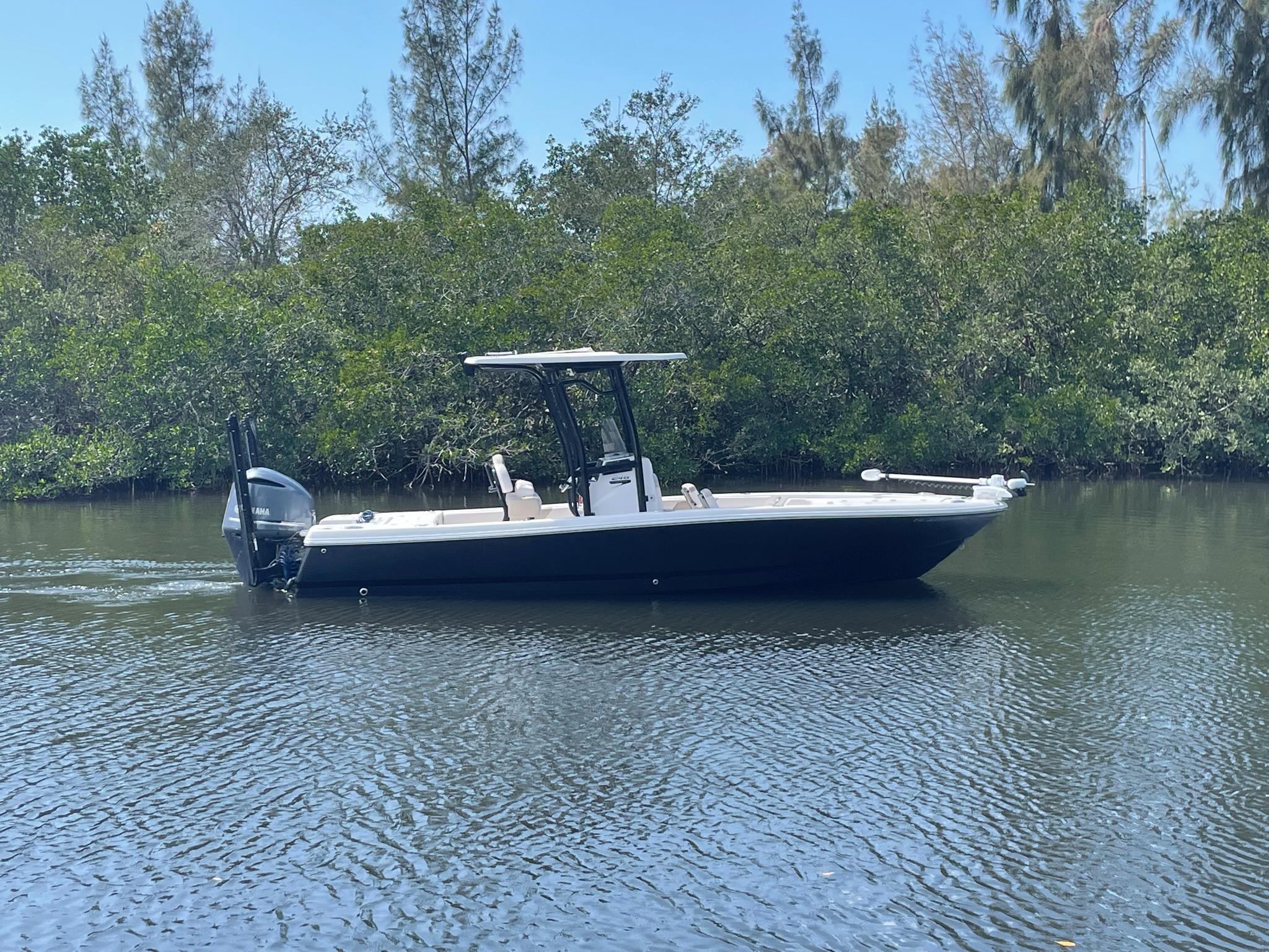 2017 Robalo 246 Cayman Bay For Sale - Yachtworld