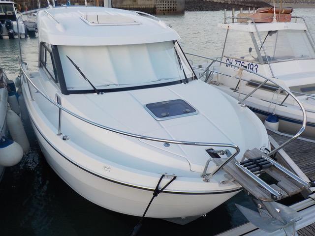 2016 Beneteau ANTARES 8 OB