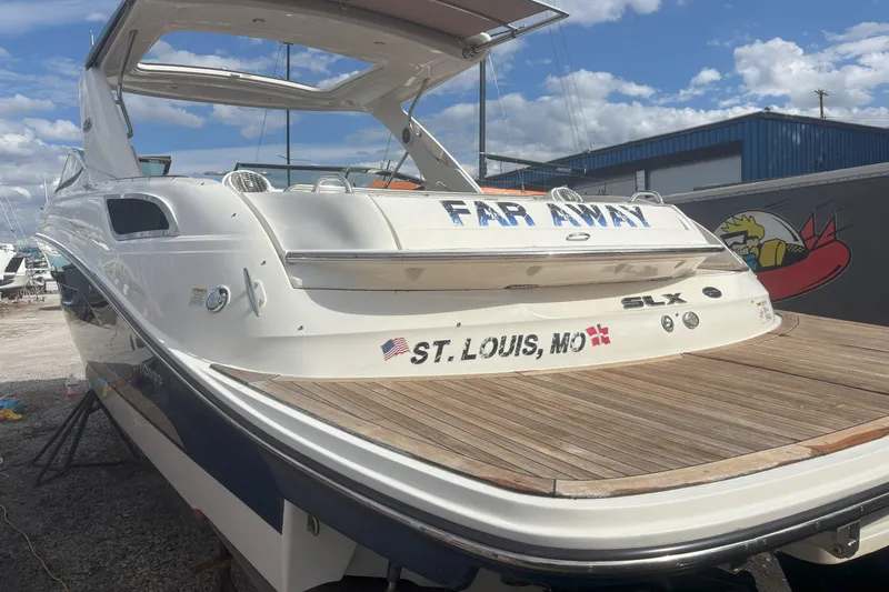  Yacht Photos Pics 2016 Sea Ray 350 SLX boat named "Far Away" docked in St. Louis, MO.