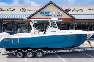 Tidewater 302 CC Adventure