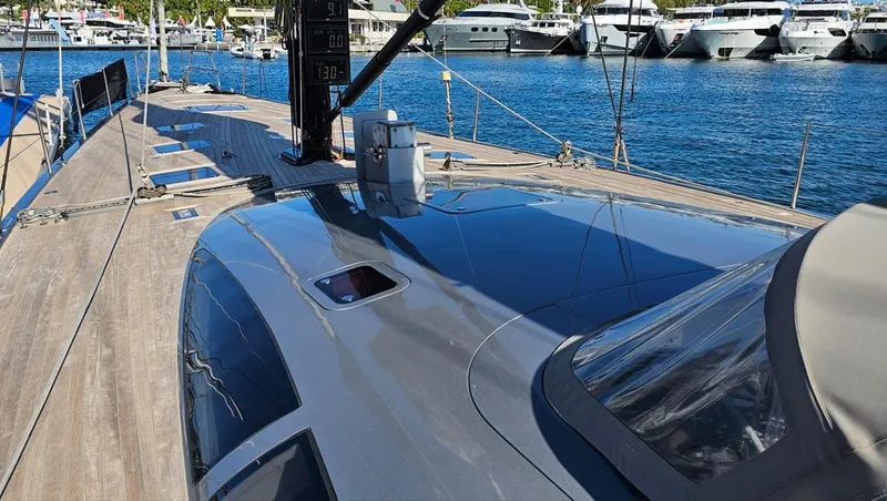 Valkyrie Yacht Photos Pics 