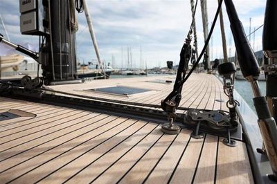 Yacht